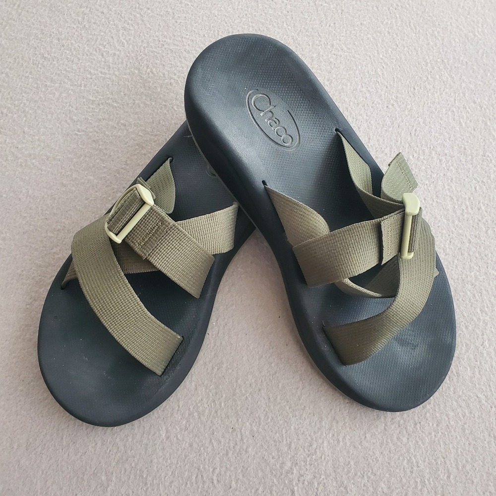 Chaco CushZ Sandals Mens Size 10 Green Extra Cushioned Slides Slip On Beach